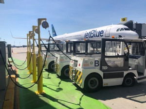 https://www.ajot.com/images/uploads/article/jetblue-egse.jpg