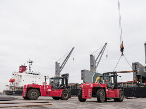 Kalmar and Maputo Port Development Company strengthen ties with new equipment order