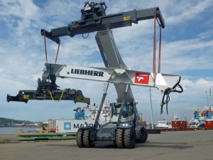 https://www.ajot.com/images/uploads/article/liebherr-lrs-545-reachstacker-transnet-port-of-durban-south-africa.jpg