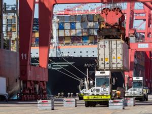 https://www.ajot.com/images/uploads/article/long-beach-container-crane-on-dock.png