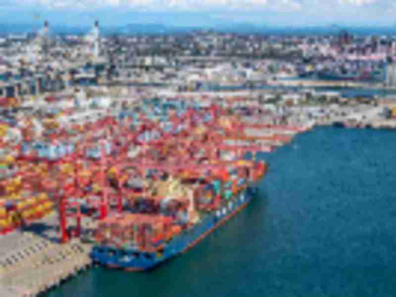 Shipping congestion at Los Angeles ports shows signs of easing