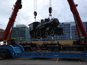 https://www.ajot.com/images/uploads/article/mammoet-locomotive-lift.jpg