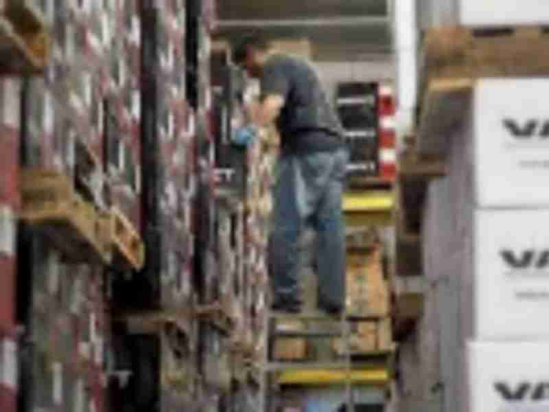 US merchandise trade gap narrows for first time in four months