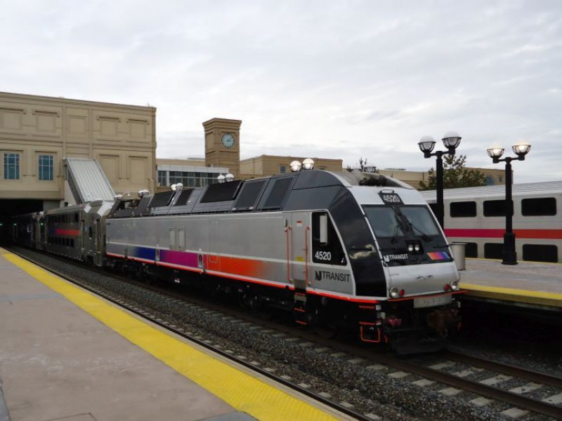 Bombardier to Supply 17 Additional Locomotives to New Jersey