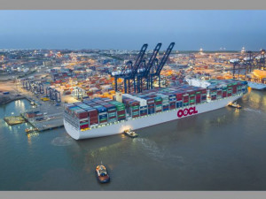 https://www.ajot.com/images/uploads/article/oocl-hong-kong-felixstowe.jpg