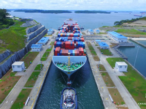 https://www.ajot.com/images/uploads/article/panama-canal-2000th-neopanamax.jpg