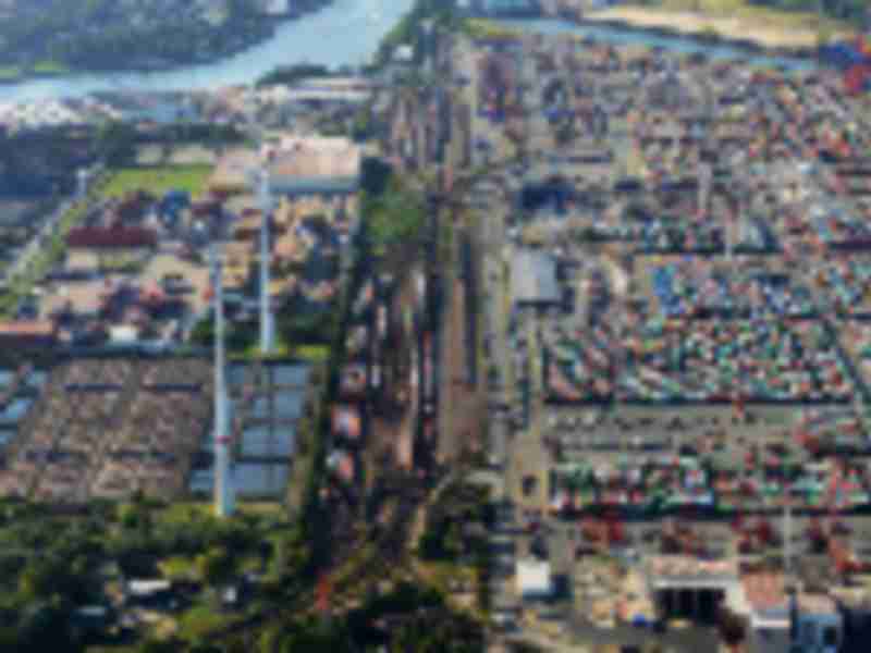 Port of Hamburg moves more cargo by rail and is well equipped for further growth