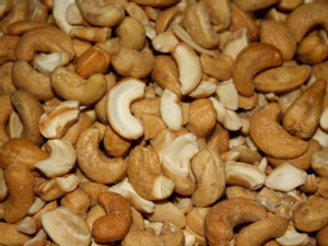 https://www.ajot.com/images/uploads/article/roasted-cashews.jpg