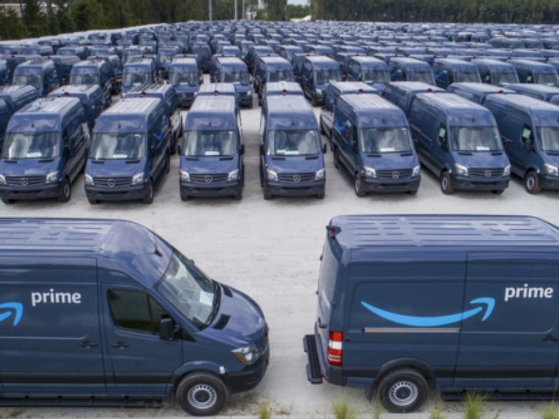 Amazon’s van-buying spree delivers a gift to auto industry