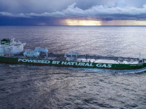 https://www.ajot.com/images/uploads/article/sovcomflot-nat-gas-tanker.jpg