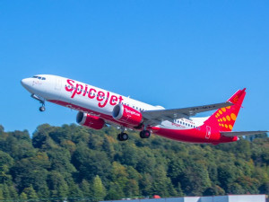 https://www.ajot.com/images/uploads/article/spicejet-boeing-first-delivered.jpg