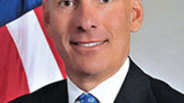 https://www.ajot.com/images/uploads/article/us-undersecretary-commerce-int-trade-stefan-selig.jpg