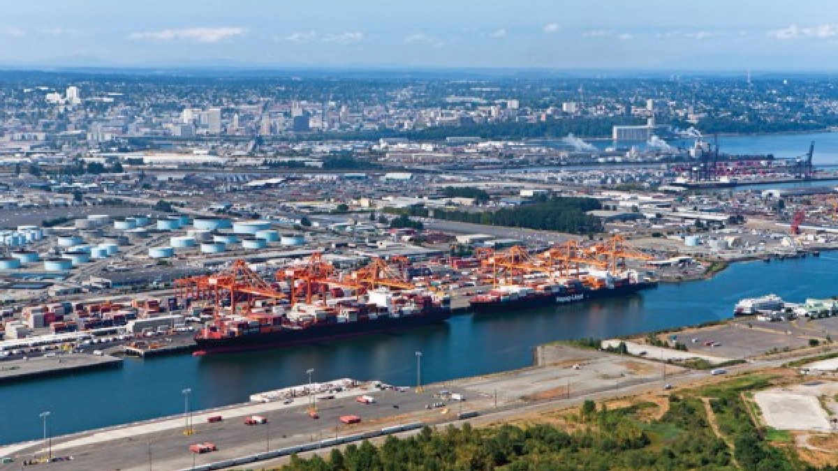 Fortune of Port of Vancouver, others depends on Columbia River's
