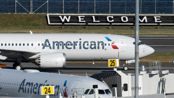 American Airlines lifts ground stop, averting Christmas travel nightmare