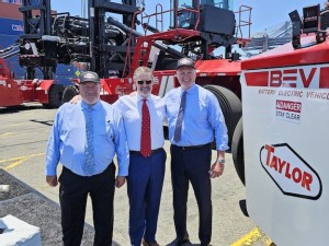Taylor Machine Works’ battery electric zero-emission top handlers go into operation at Yusen Terminals at Port of Los Angeles