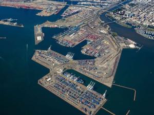 Port of Long Beach sets $760 million annual budget