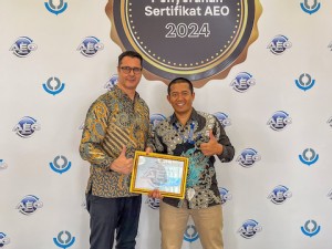 Leschaco Indonesia receives AEO certification