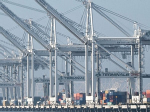 https://www.ajot.com/images/uploads/article/Port_of_Oakland_Cranes_cropped.jpg