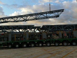 https://www.ajot.com/images/uploads/article/Project-Shipping-Deliver-Long-Conveyor-Segments-in-Australia.jpg