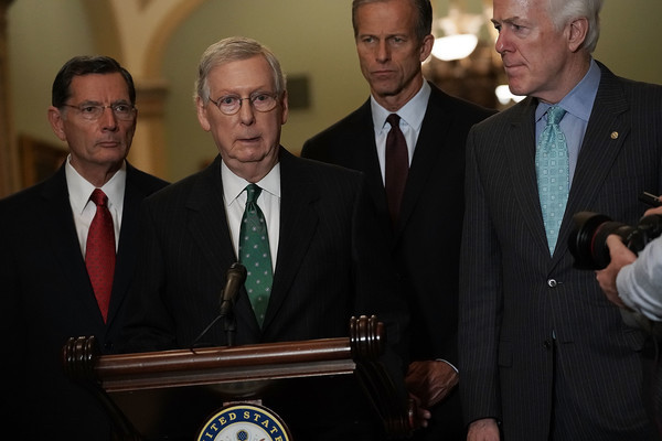 Senators Mitch McConnell and John Thune