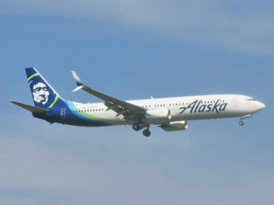 https://www.ajot.com/images/uploads/article/Alaska_Airlines_Boeing_737-990%28ER%29_N434AS_approaching_Newark_Liberty_International_Airport.jpg