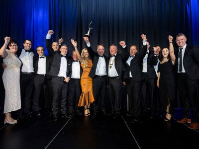 https://www.ajot.com/images/uploads/article/Combilift-Team_2024_Exporter-of-the-Year-Awards.jpg