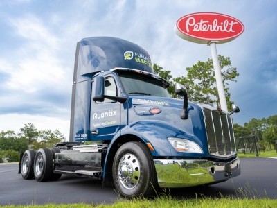 https://www.ajot.com/images/uploads/article/peterbilt_quantix_model_579ev_1.jpg