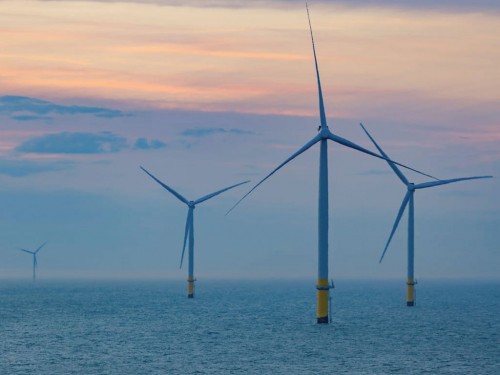 https://www.ajot.com/images/uploads/article/718-siemens-gamesa-orsted-wind-turbines.jpg