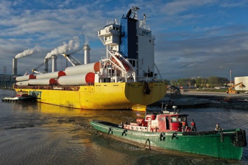 https://www.ajot.com/images/uploads/article/GLSP-St-Lawrence-Seaway-Active-with-International-Shipments-Moving-Global-Supply-Chain_.JPG