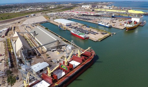 https://www.ajot.com/images/uploads/article/Galveston-west-port-cargo-and-harbor-aerial-2022_1_.jpg