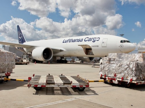 https://www.ajot.com/images/uploads/article/Lufthansa-cargo-on-tarmac.jpg