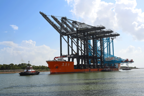 https://www.ajot.com/images/uploads/article/Port-Houston_Neo-Panamax-STS-Cranes.png