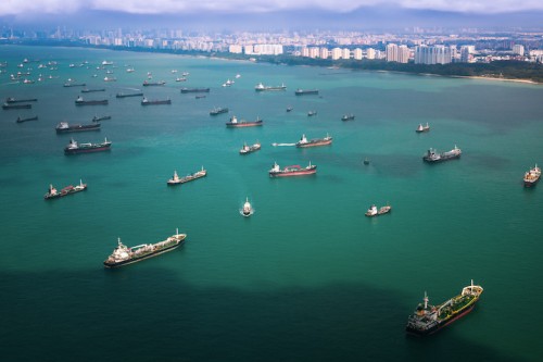 https://www.ajot.com/images/uploads/article/Vessels_berthing_at_Singapore.jpg