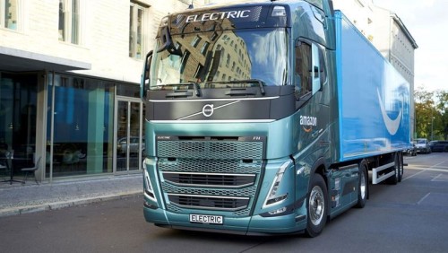 https://www.ajot.com/images/uploads/article/Volvo_truck_1.jpg