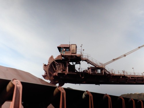 https://www.ajot.com/images/uploads/article/burns-harbor-stacker-reclaimer-iron-ore.jpg