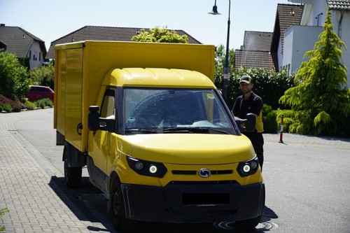 https://www.ajot.com/images/uploads/article/electric_delivery_truck.jpg