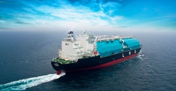 https://www.ajot.com/images/uploads/article/misc-moss-type-lng-carrier.jpg