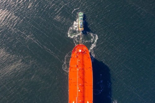 https://www.ajot.com/images/uploads/article/oil_tanker.jpg