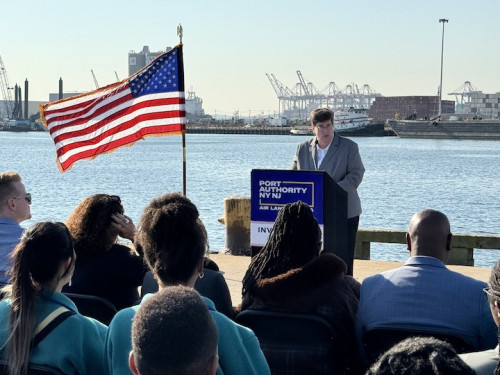 Port Authority of New York and New Jersey selected to receive 7 million in federal funding to support zero emission equipment and infrastructure