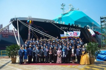 https://www.ajot.com/images/uploads/article/seri-cemara-lng-tanker-ceremony.jpg