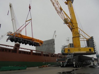 https://www.ajot.com/images/uploads/article/wwpc-stedar-group-crane-shipment-1-5-2018-1.jpg