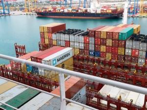 The Port of València moves 479,171 containers in April and sets monthly and year-on-year records