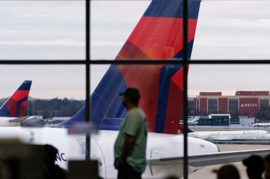 Delta cancels 700 flights as tech meltdown fallout continues