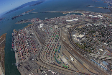 https://www.ajot.com/images/uploads/article/Port_of_Oakland_aerial.jpg