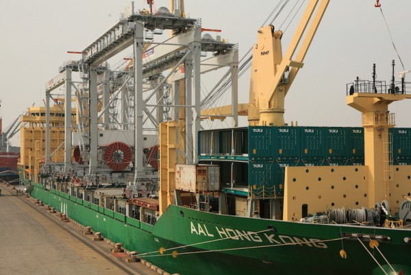 All four cargo units loaded in dock 