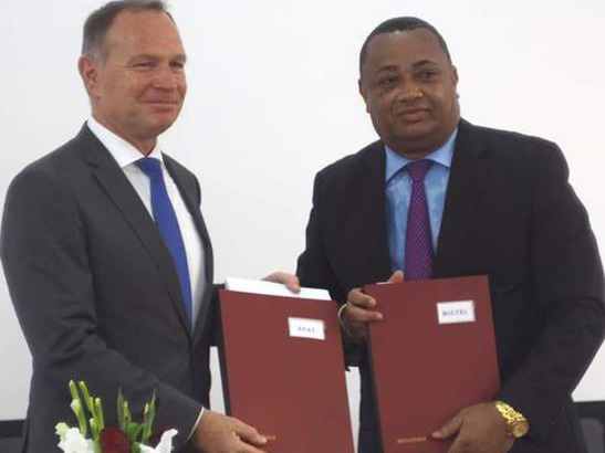 Hans-Ole Madsen (left), ICTSI senior vice president and head of EMEA, with Christian Avellin, SPAT director general, during the signing ceremony in the port city of Toamasina