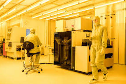 home-grown chipmaker Smart Photonics